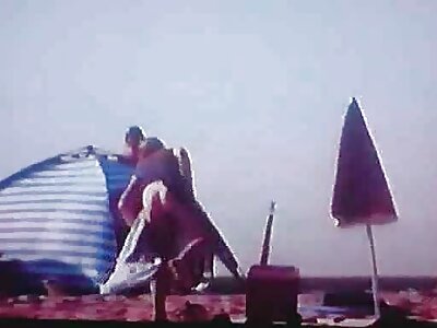 మో యాజావా సెక్స్ స్టార్మ్‌లో చిక్కుకుంది
